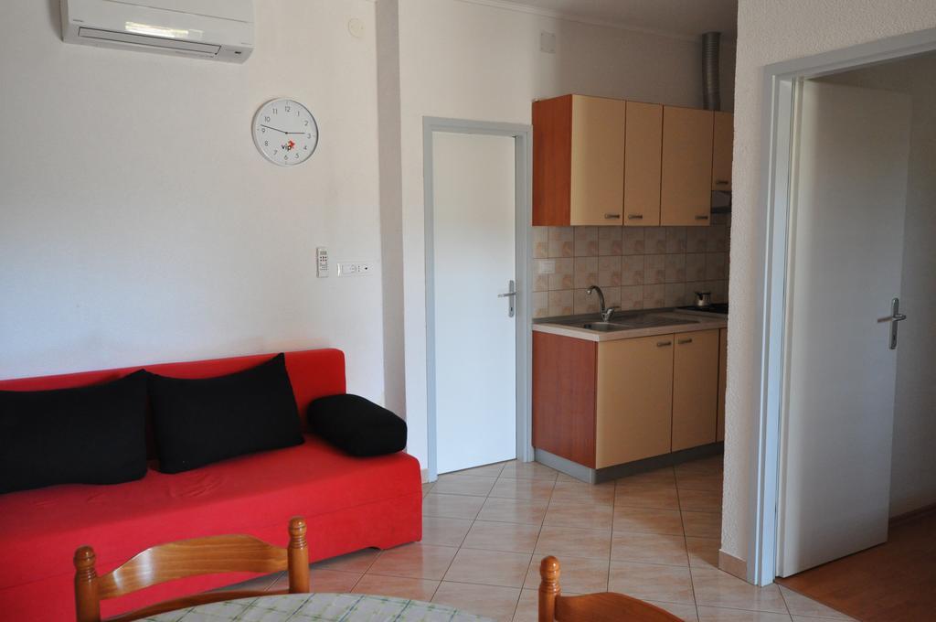 Apartments Majda Umago Esterno foto