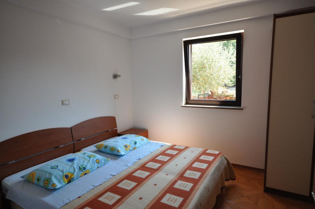 Apartments Majda Umago Esterno foto
